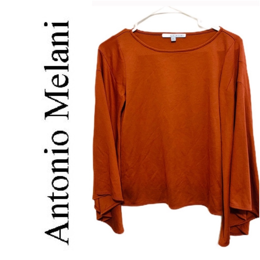 💙 Antonio Melani Bell Sleeve Blouse